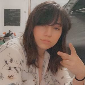 Meet your Posher, Maya